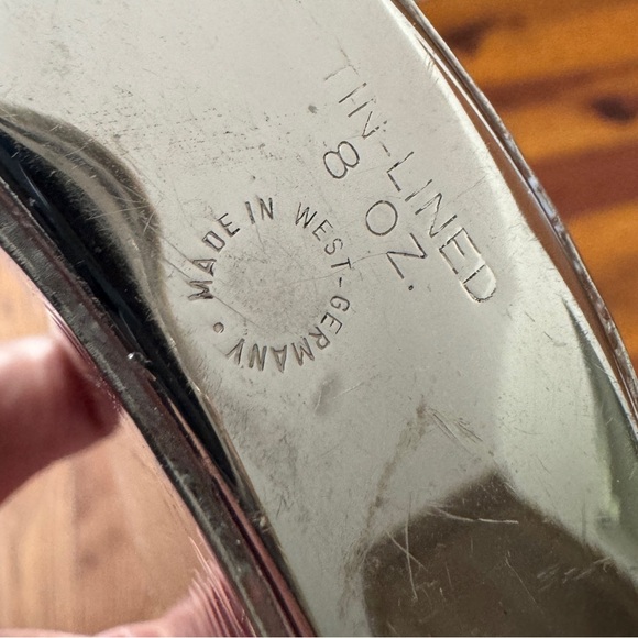 VTG West German HIP FLASK, Tin-Lined, 8 Oz, Hammered, Area for Adding Engraving - Picture 9 of 9